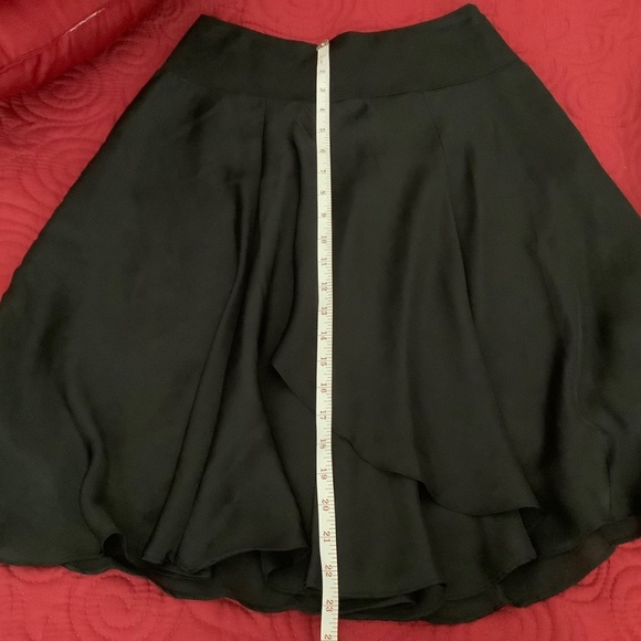 SUNNY LEIGH Black Ruffled Skirt - Picture 6 of 7